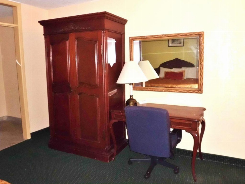 America's Best Inn Lakeland Image 21