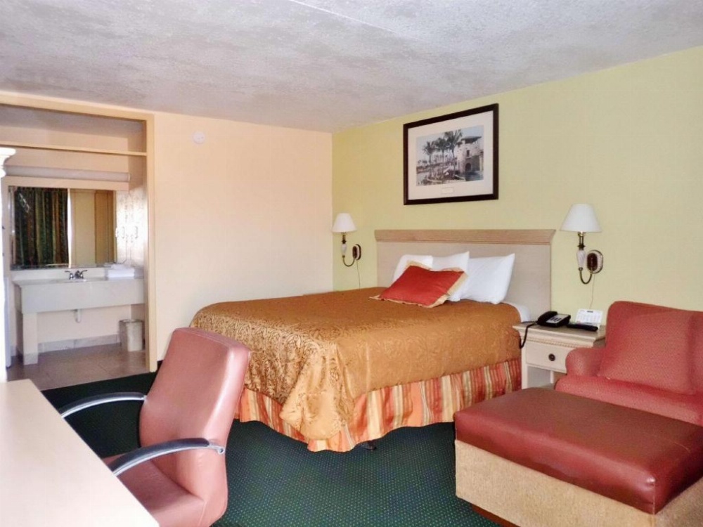 America's Best Inn Lakeland Image 31